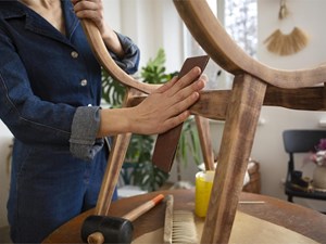 ¿Cómo hacer que tus muebles de madera luzcan como nuevos?