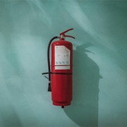 ¿Qué tipo de empresas están autorizadas para la carga de extintores?
